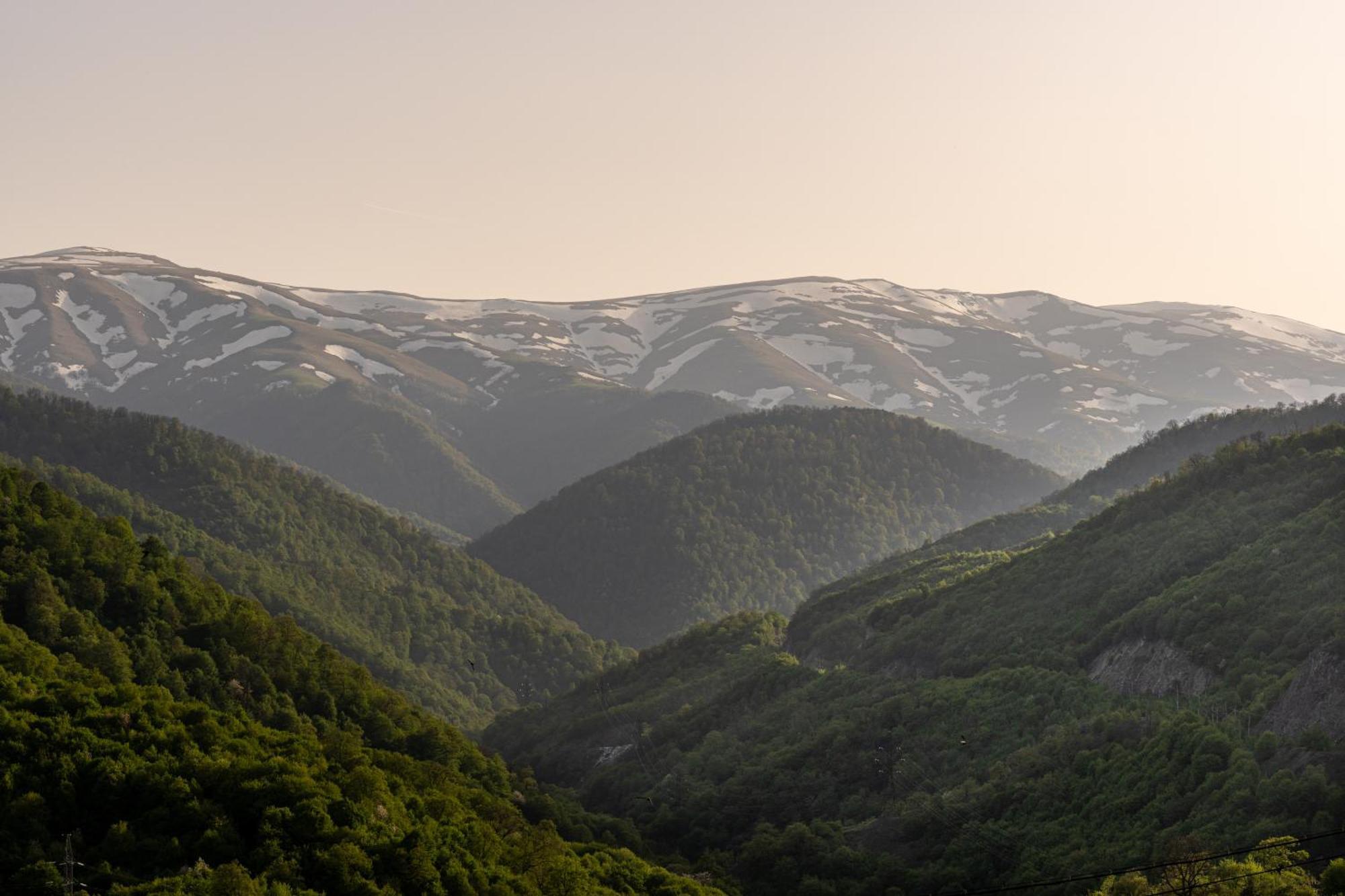 Motives Inn Dilican Dış mekan fotoğraf