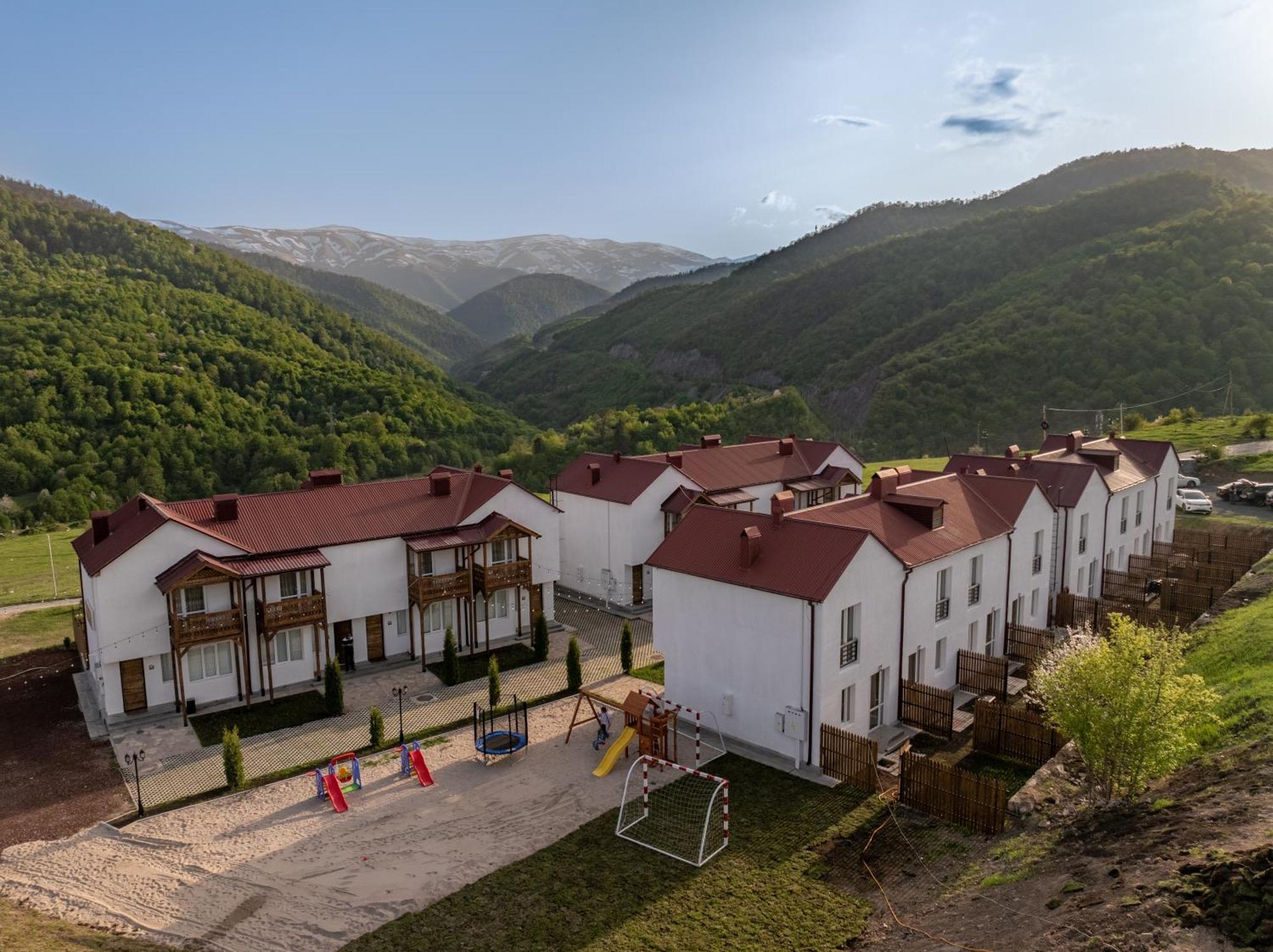 Motives Inn Dilican Dış mekan fotoğraf